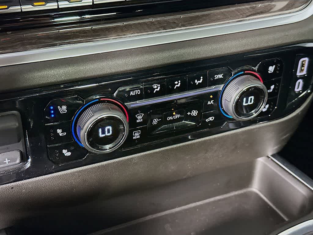 Thumbnail: 2024 Chevrolet Silverado 1500 - 18