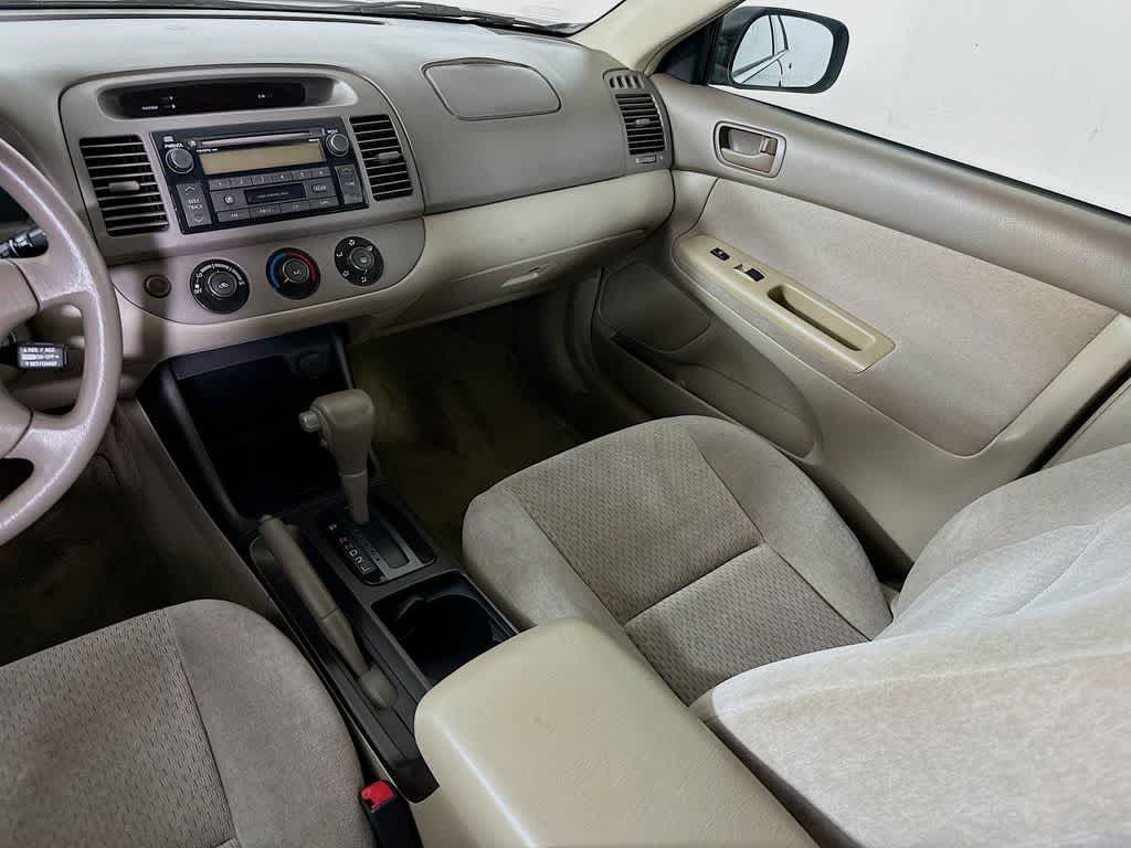 Thumbnail: 2003 Toyota Camry - 11
