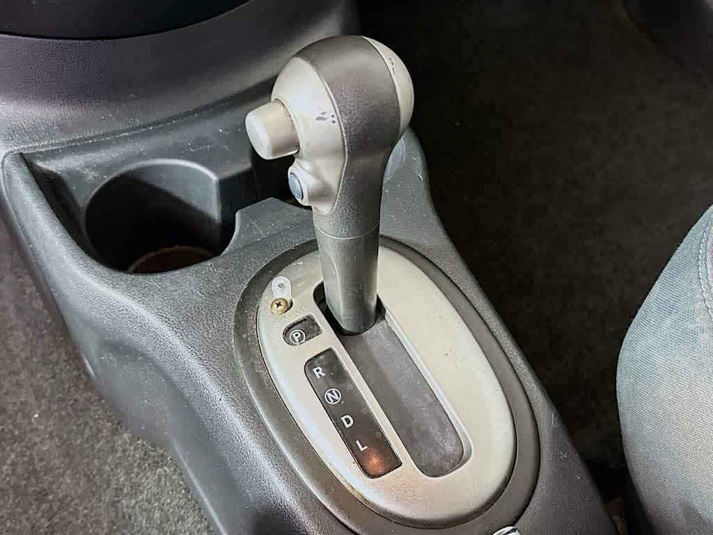 Thumbnail: 2015 Nissan Versa - 18