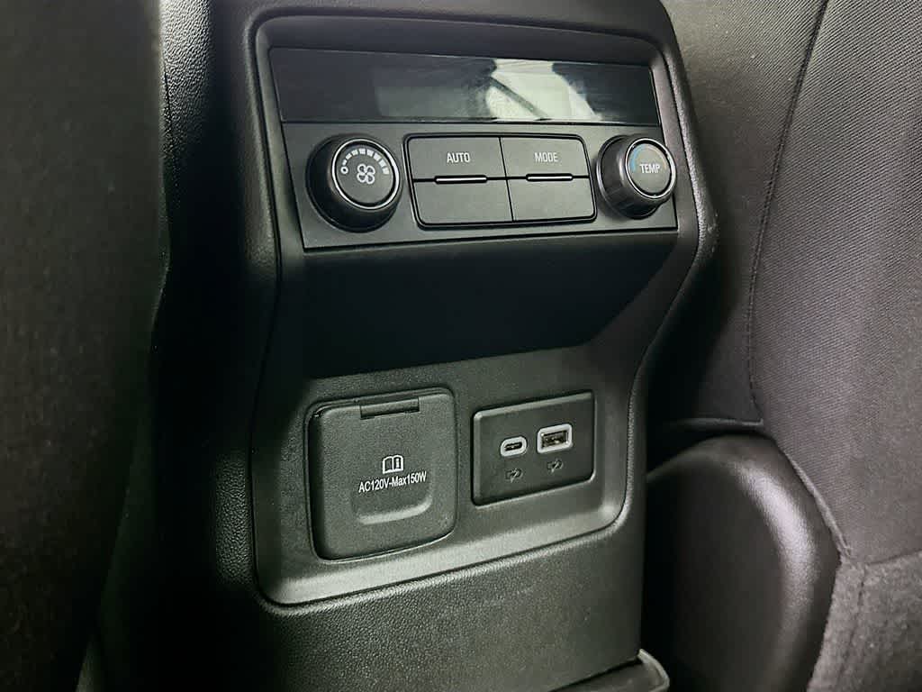 2023 GMC Acadia SLE 13