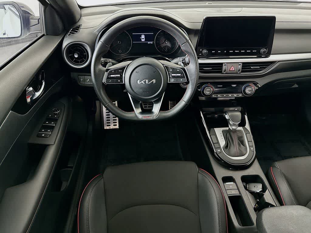 Thumbnail: 2024 Kia Forte - 10