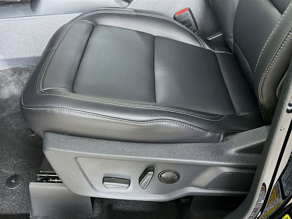 Thumbnail: 2026 Ford Bronco - 30