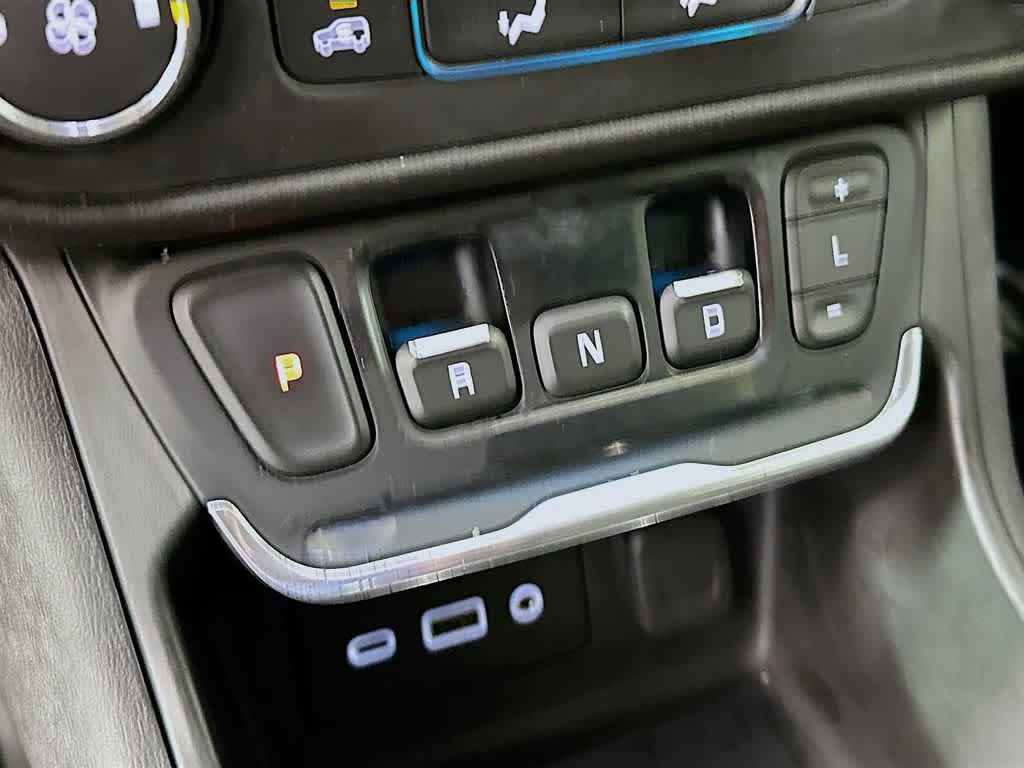 Thumbnail: 2018 GMC Terrain - 19