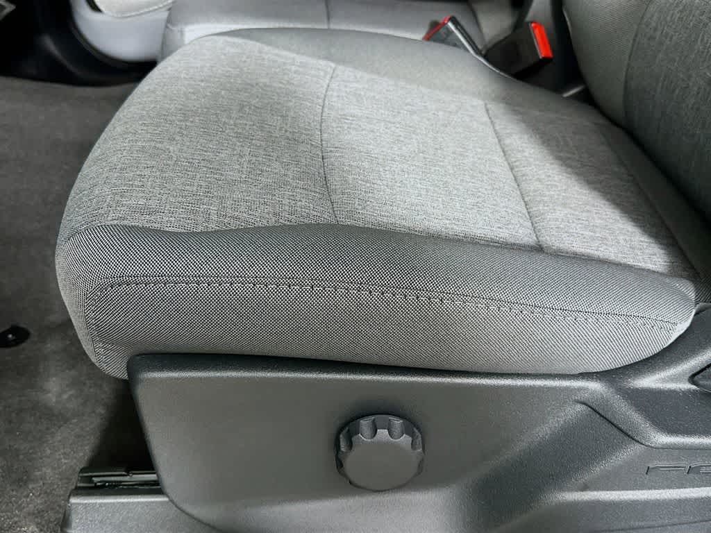 Thumbnail: 2025 Ford F-250 - 27