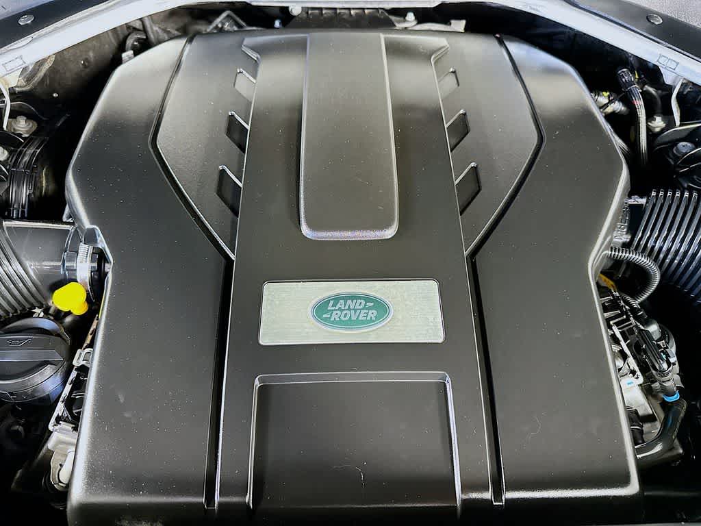 Thumbnail: 2023 Land Rover Range Rover - 9