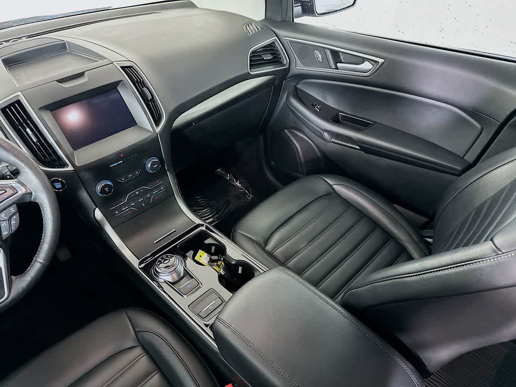 Thumbnail: 2020 Ford Edge - 11