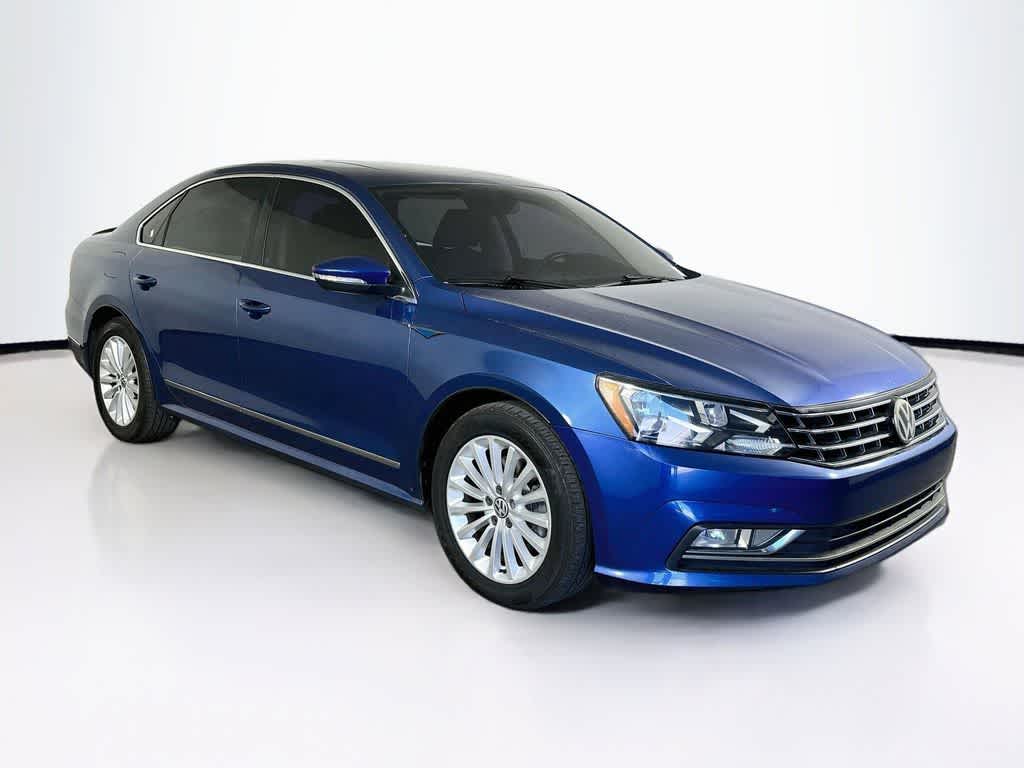 Thumbnail: 2016 Volkswagen Passat - 24