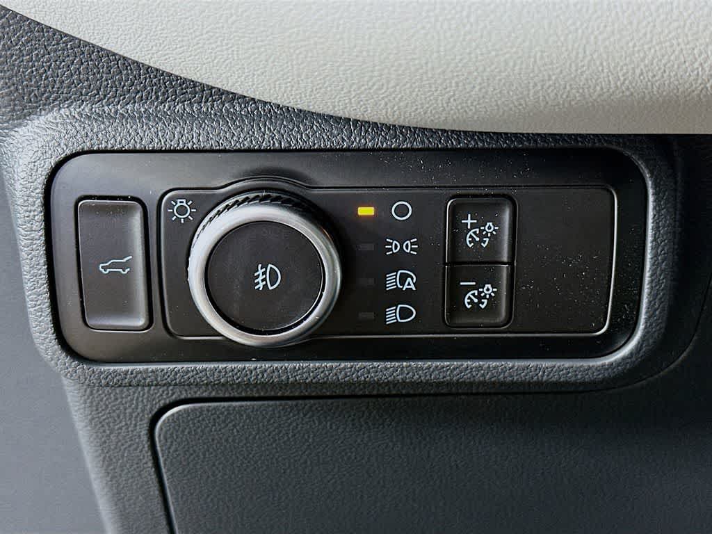 Thumbnail: 2025 Ford Explorer - 26