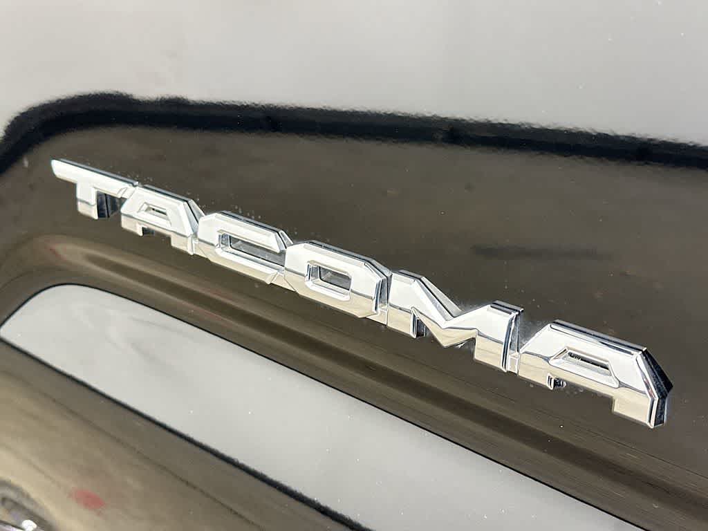Thumbnail: 2023 Toyota Tacoma - 7