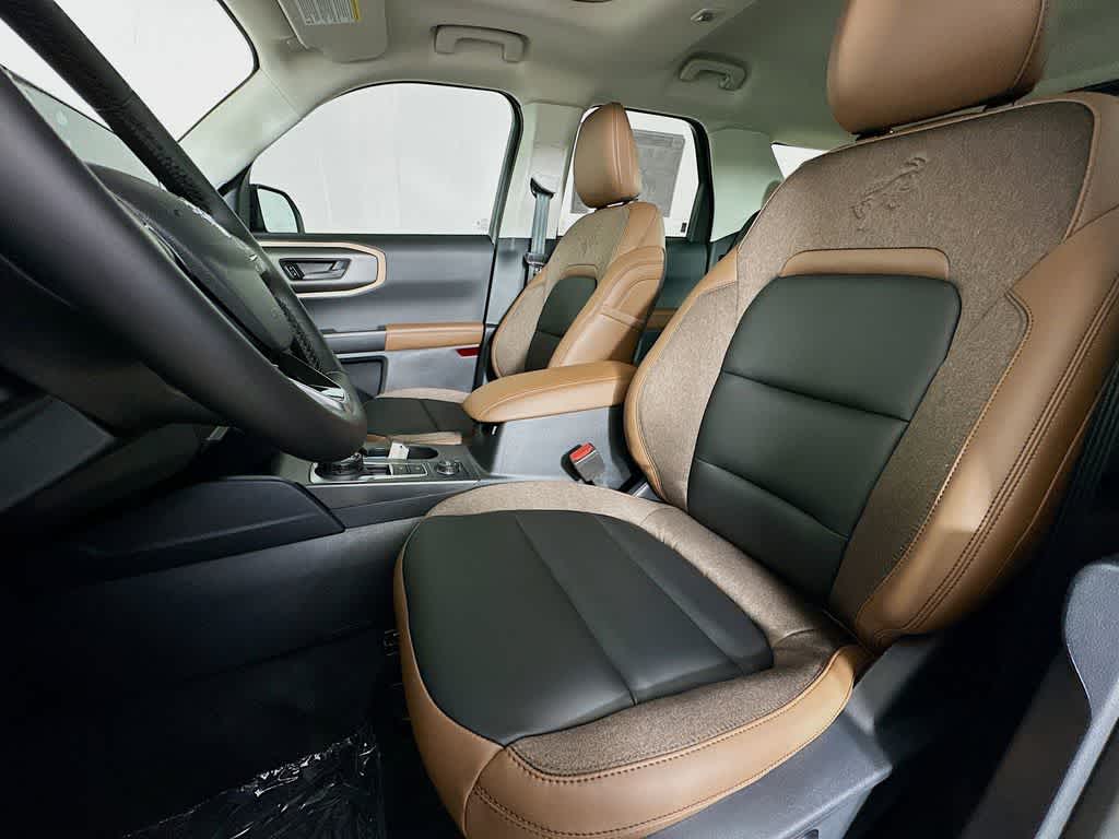 Thumbnail: 2025 Ford Bronco Sport - 12