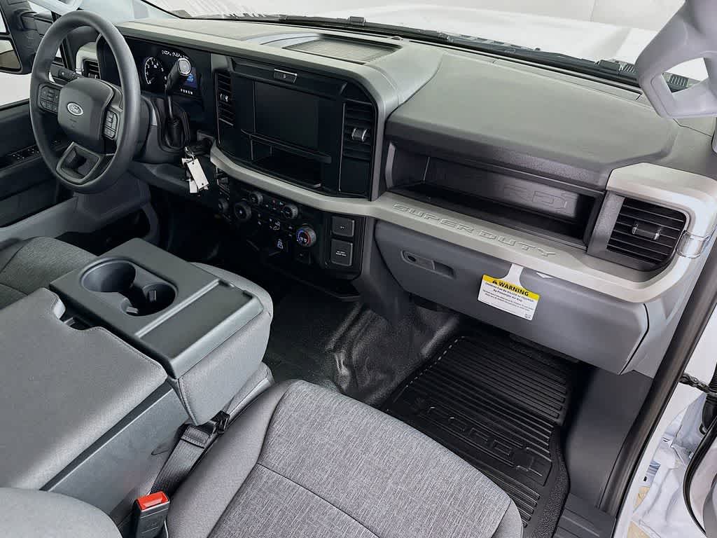 Thumbnail: 2026 Ford F-250 - 31