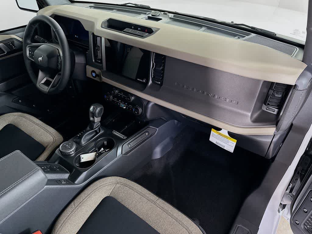 Thumbnail: 2025 Ford Bronco - 32