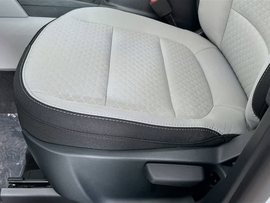 Thumbnail: 2025 Ford Escape - 30