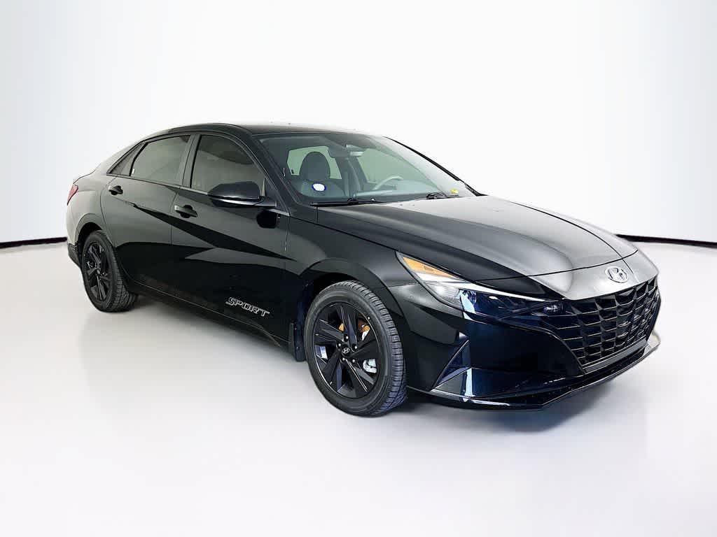 Thumbnail: 2022 Hyundai Elantra - 21