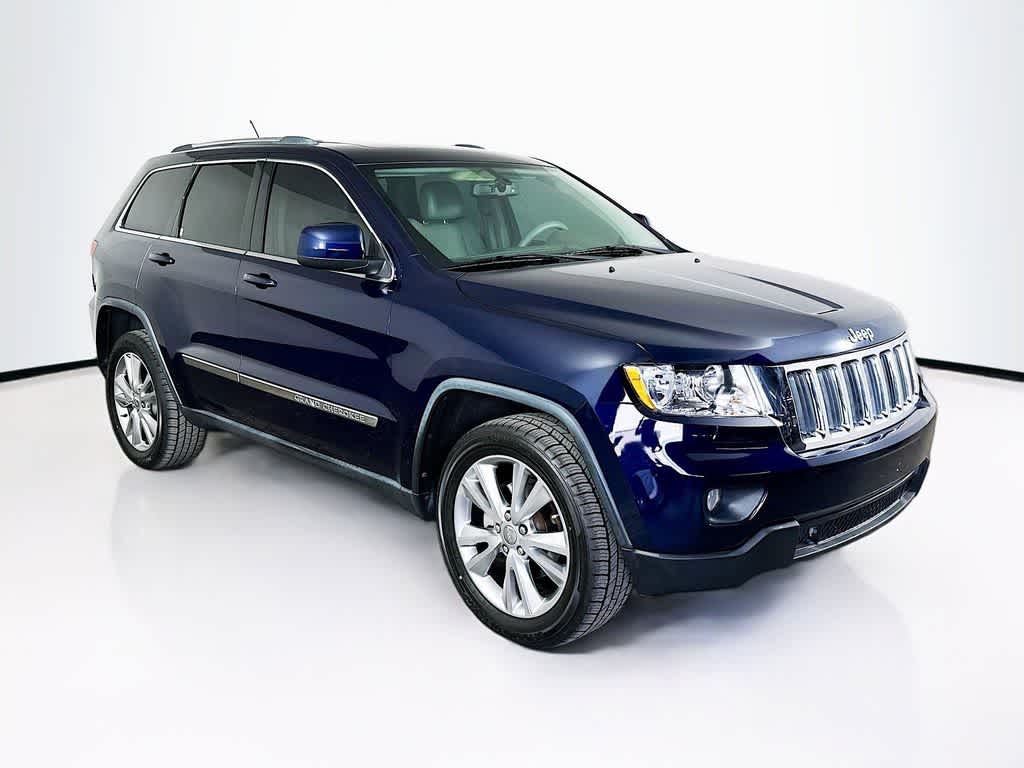 Thumbnail: 2013 Jeep Grand Cherokee - 24