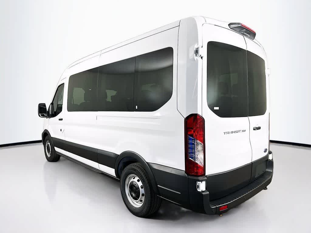 Thumbnail: 2025 Ford Econoline - 4