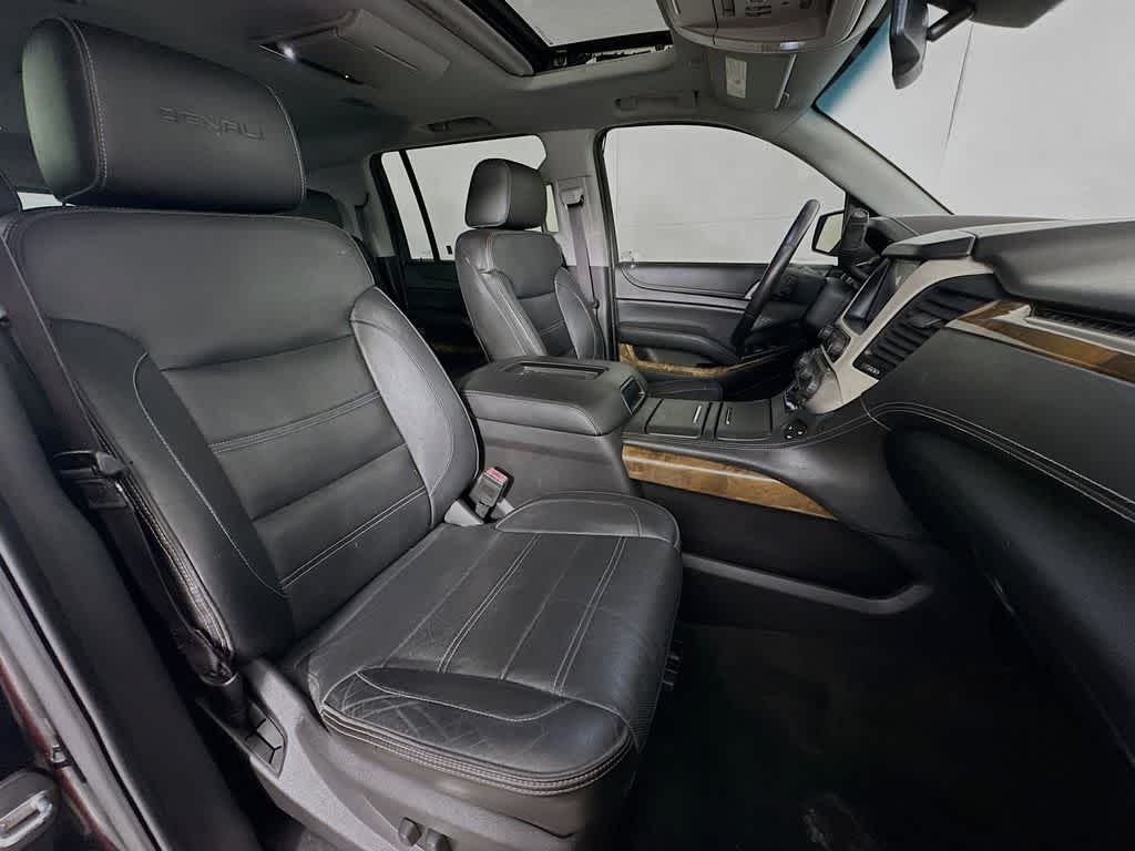 Thumbnail: 2016 GMC Yukon XL - 15