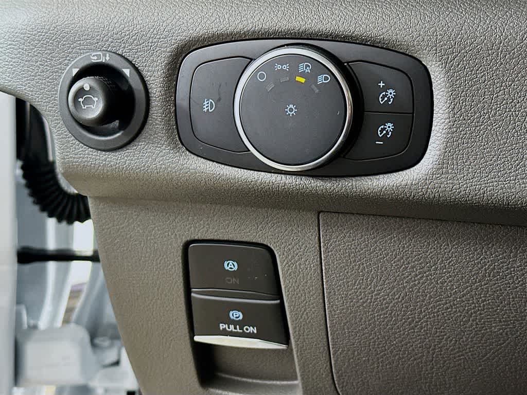 Thumbnail: 2026 Ford Econoline - 24