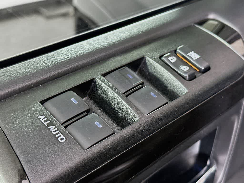 Thumbnail: 2021 Toyota 4Runner - 30