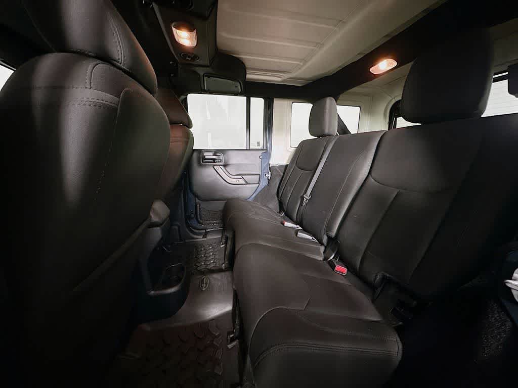 Thumbnail: 2017 Jeep Wrangler - 13