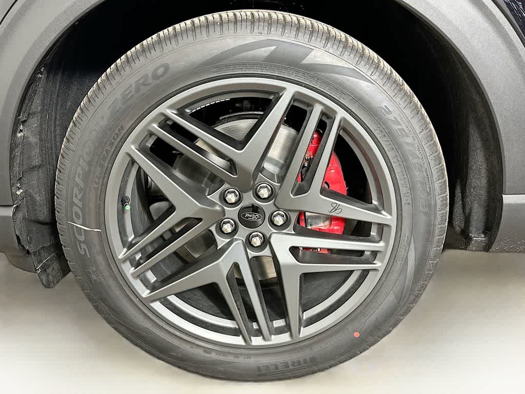 Thumbnail: 2026 Ford Explorer - 7