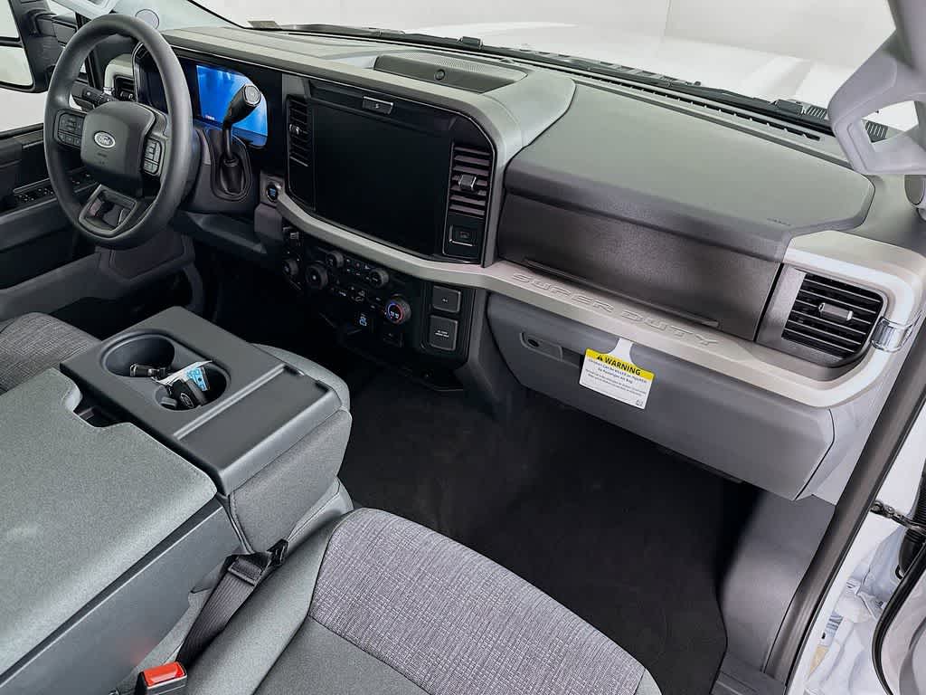 Thumbnail: 2026 Ford F-250 - 33