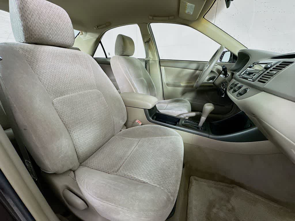 Thumbnail: 2003 Toyota Camry - 14