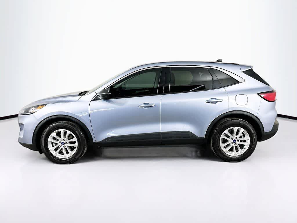 Thumbnail: 2022 Ford Escape - 3