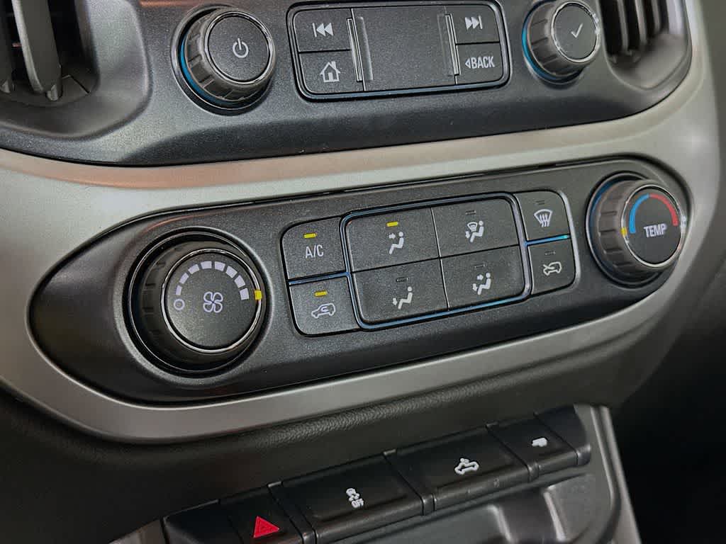 Thumbnail: 2019 Chevrolet Colorado - 17