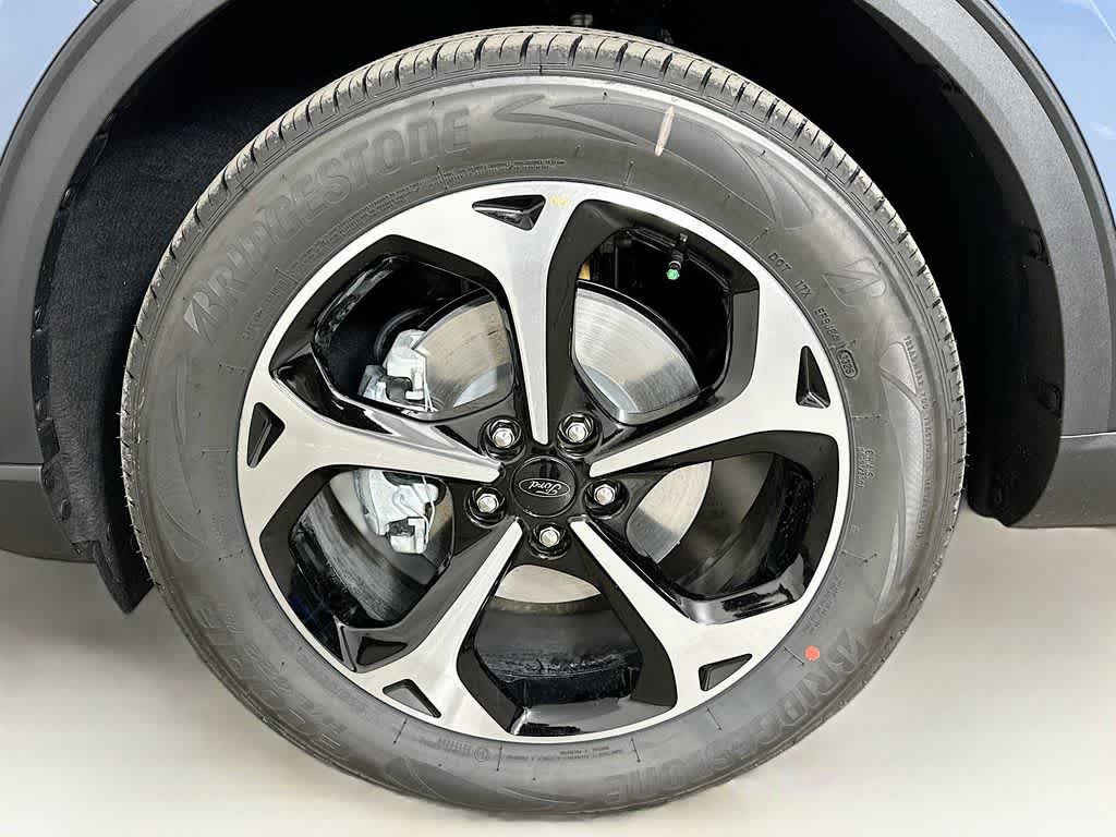 Thumbnail: 2026 Ford Escape - 8