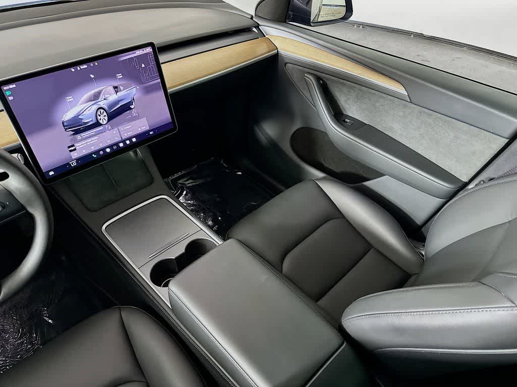 Thumbnail: 2024 Tesla Model Y - 10