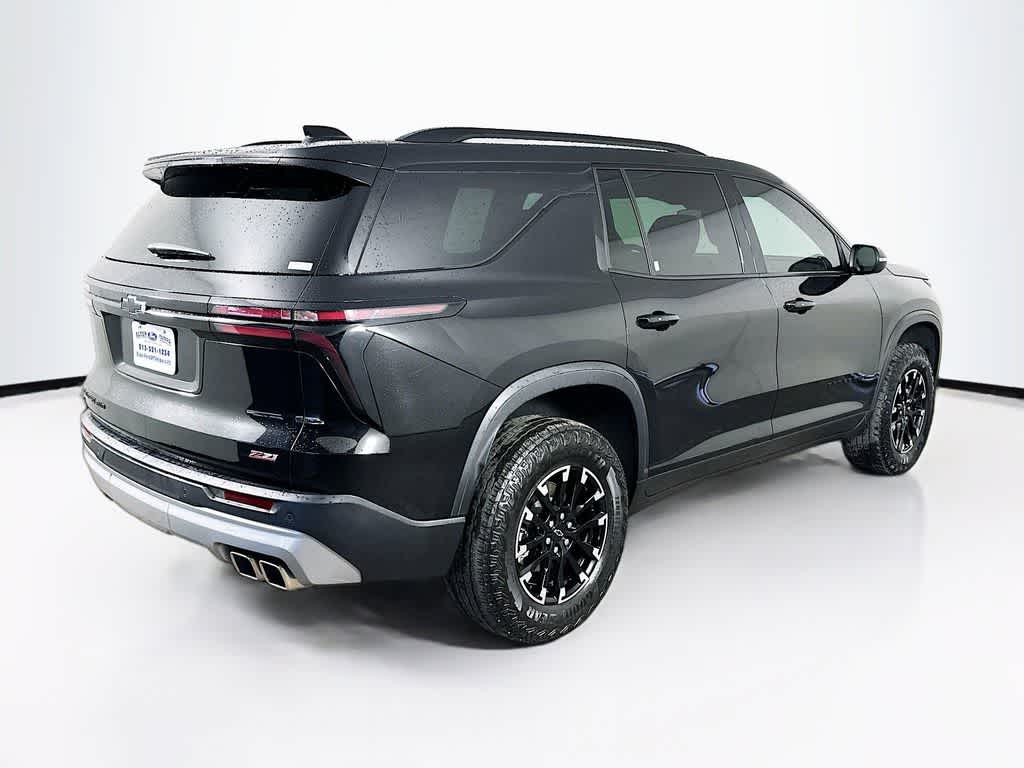 Thumbnail: 2025 Chevrolet Traverse - 24