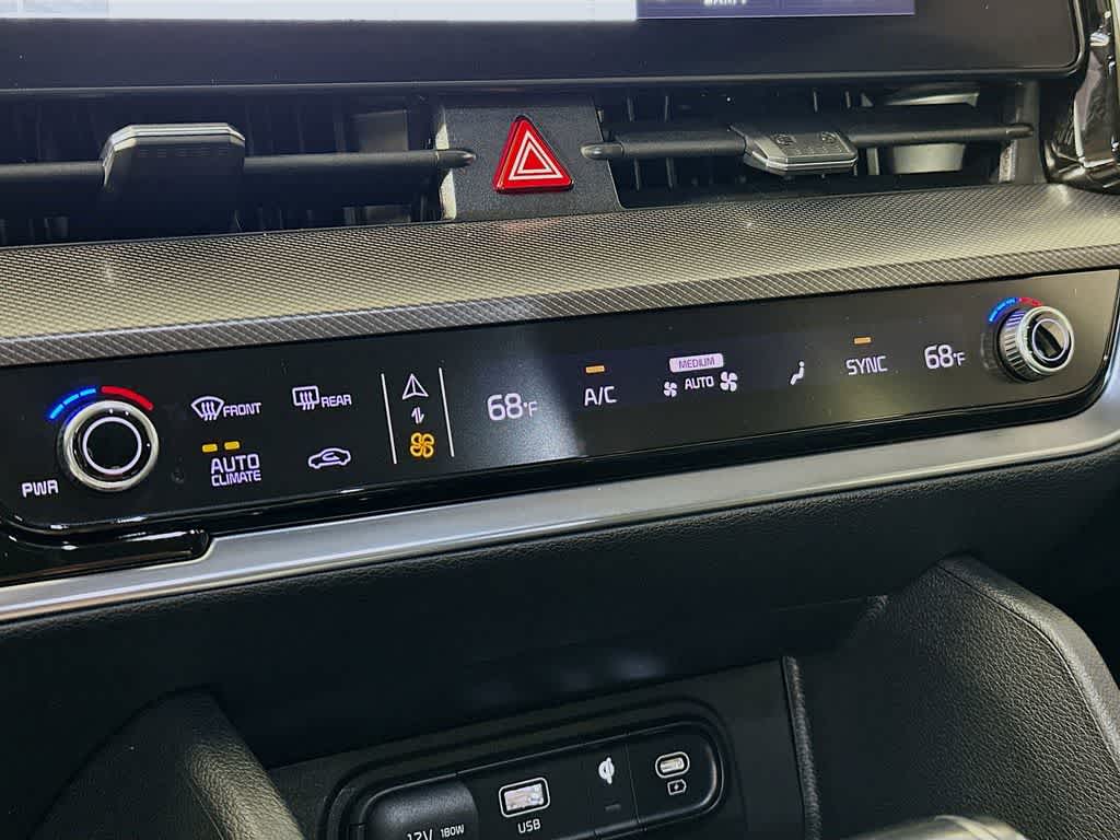 Thumbnail: 2023 Kia Sportage - 18