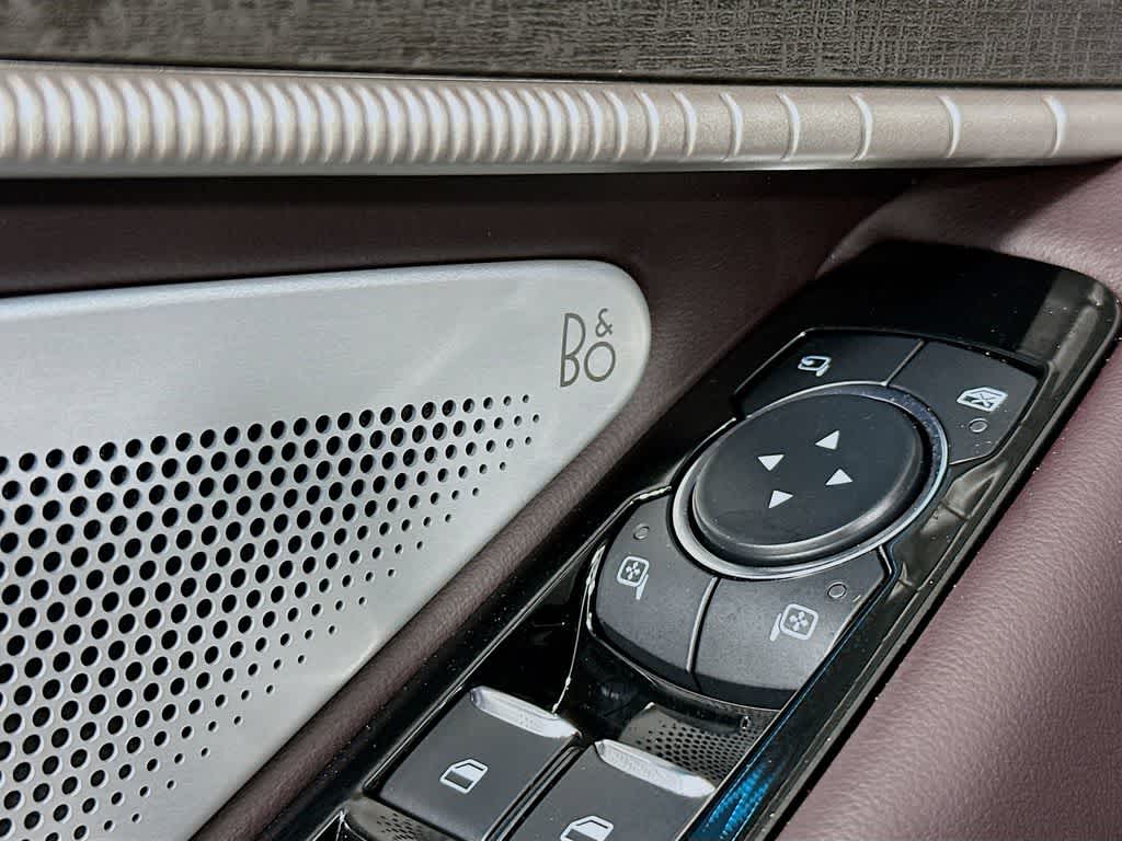 Thumbnail: 2025 Ford Explorer - 30