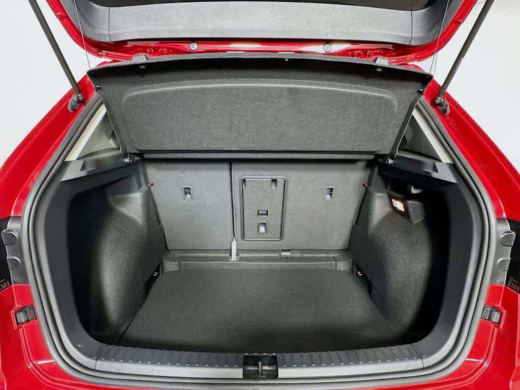 Thumbnail: 2023 Volkswagen Taos - 21