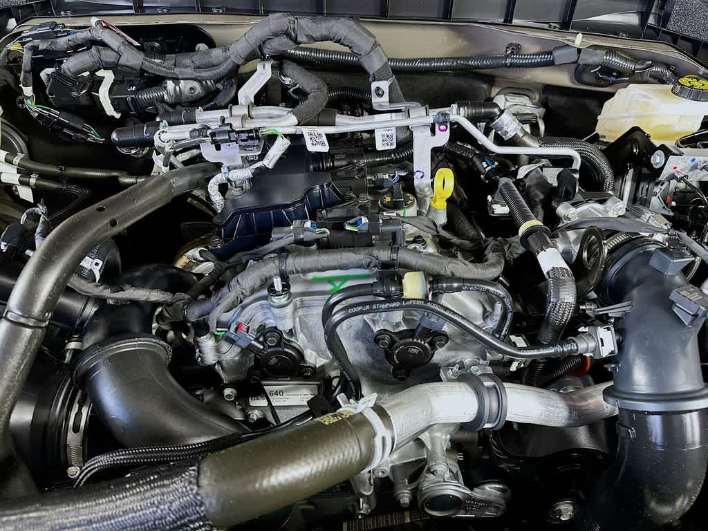 Thumbnail: 2025 Ford Bronco - 9