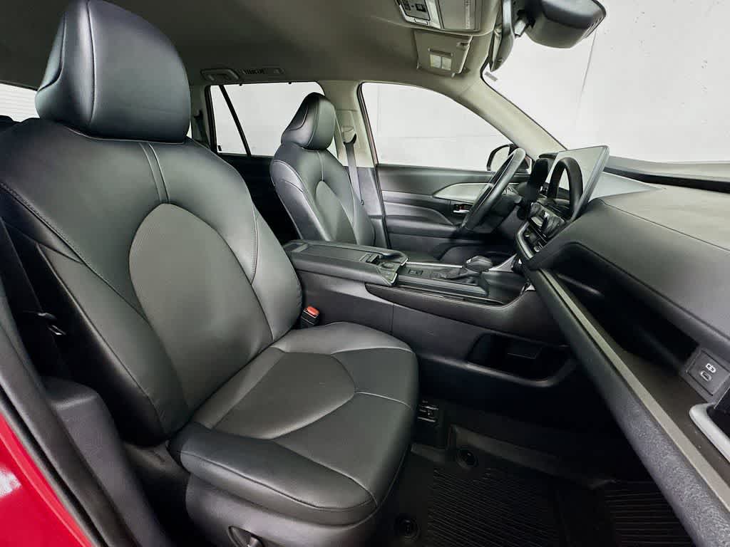 Thumbnail: 2024 Toyota Grand Highlander - 15
