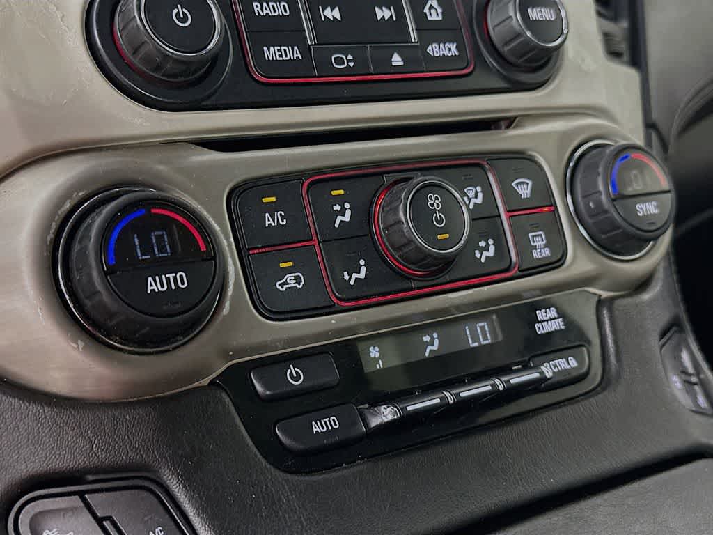 Thumbnail: 2016 GMC Yukon XL - 18