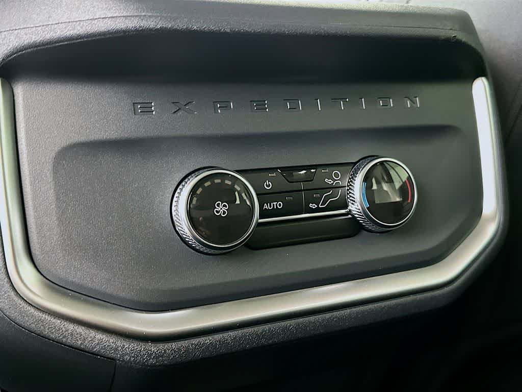 Thumbnail: 2026 Ford Expedition MAX - 13