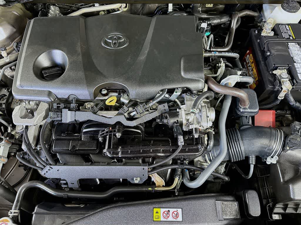 Thumbnail: 2022 Toyota Camry - 9