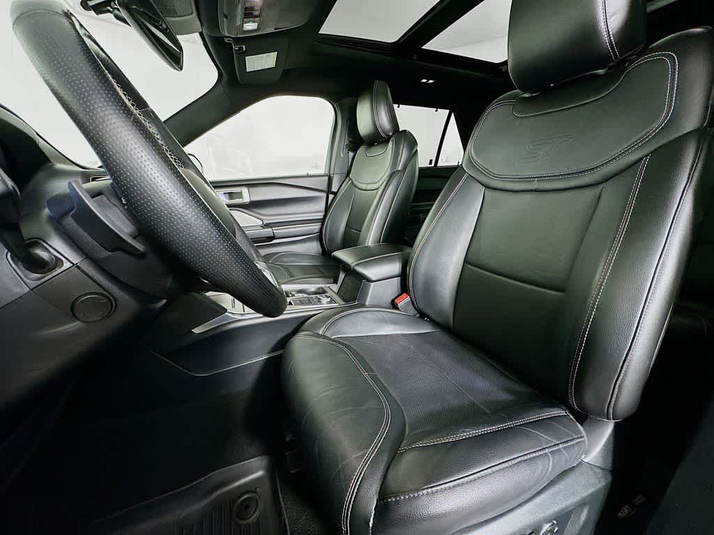 Thumbnail: 2020 Ford Explorer - 12