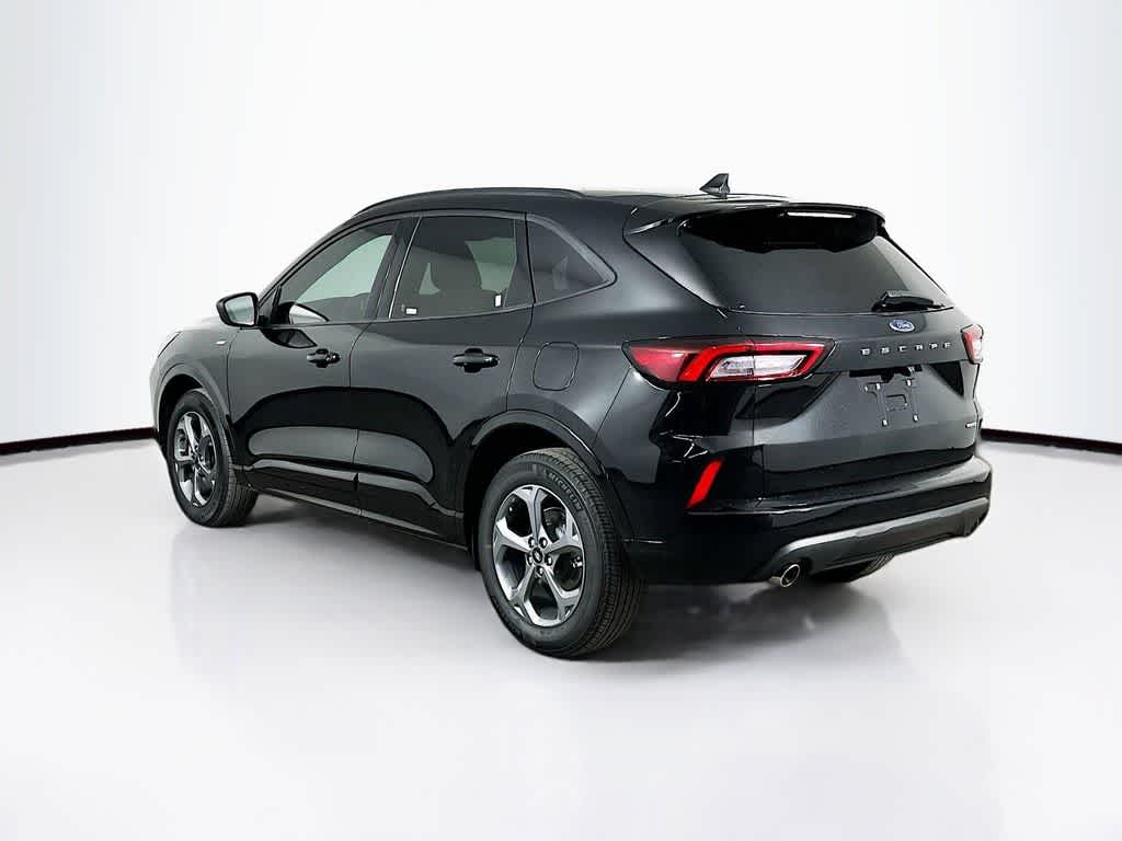 Thumbnail: 2023 Ford Escape - 4