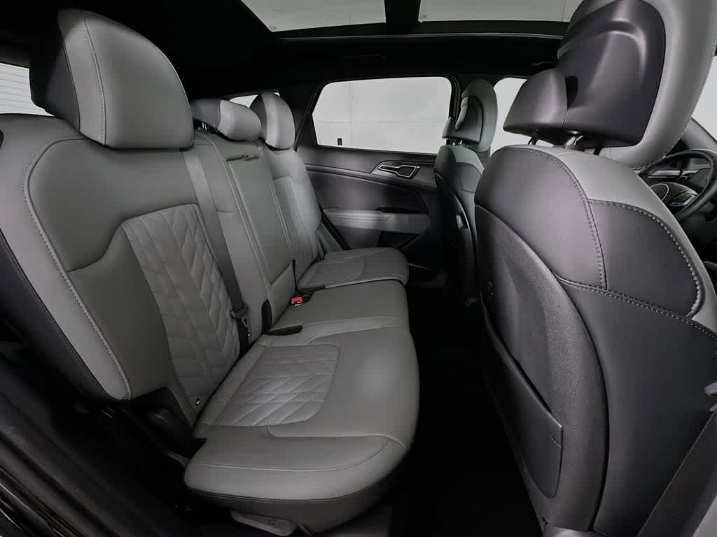 Thumbnail: 2023 Kia Sportage - 33