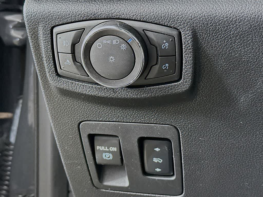 Thumbnail: 2016 Ford F-150 - 27