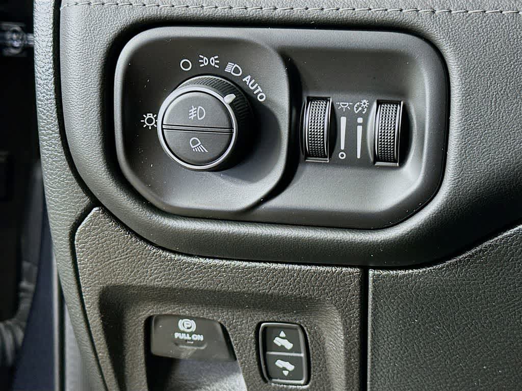 Thumbnail: 2021 RAM 1500 - 26