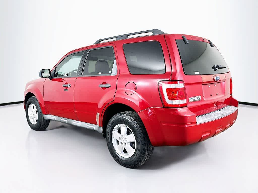 Thumbnail: 2011 Ford Escape - 4