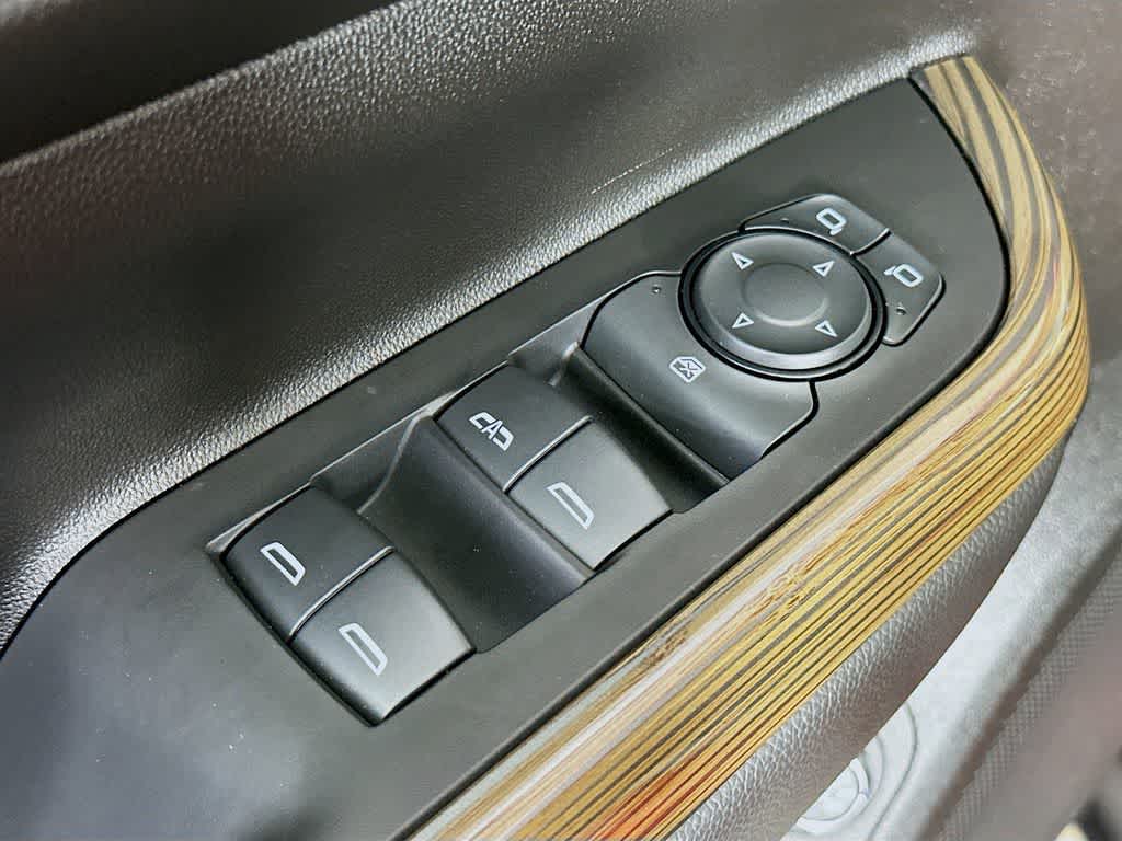Thumbnail: 2023 GMC Acadia - 27