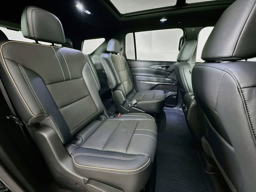 Thumbnail: 2026 Chevrolet Traverse - 34