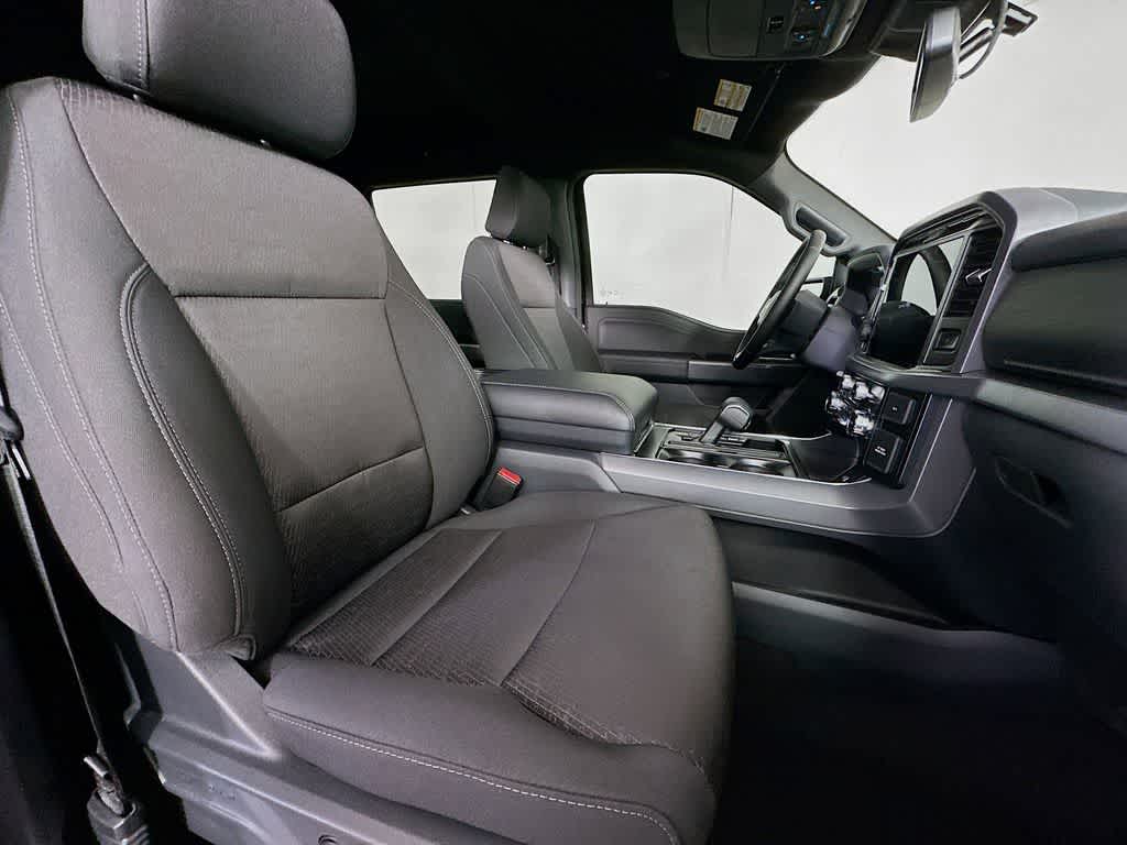 Thumbnail: 2025 Ford F-150 - 15