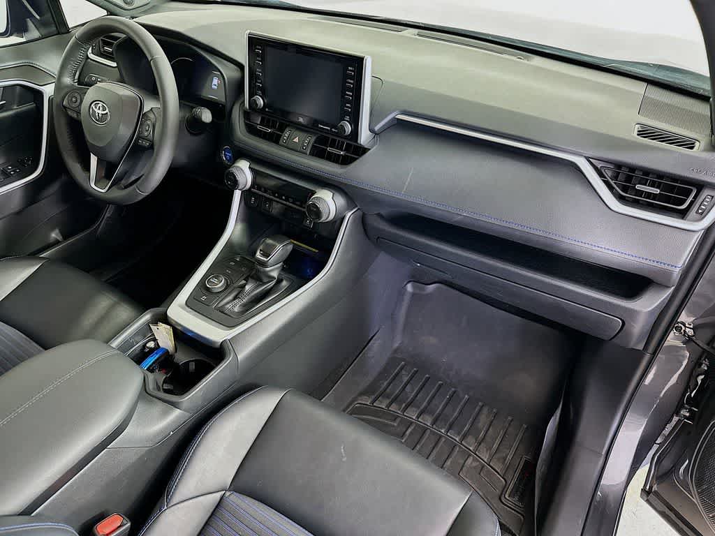 Thumbnail: 2020 Toyota RAV4 - 33